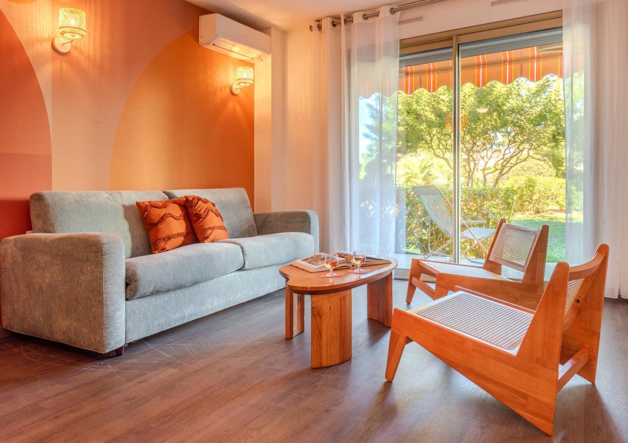 Les 15 Pins & La Mer -Your Green Getaway Near Sea & Beach Antibes Kültér fotó